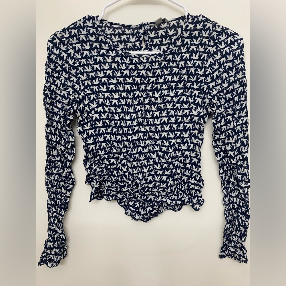 Navy and White bird Patterned Women's long sleeve cropped Top